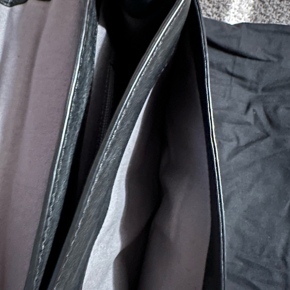 NWT Frye Ella Flap Shoulder Bag “Black” - Picture 7 of 13